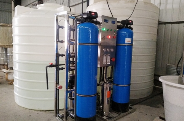 工業<a href=http://www.zuoyuanfen.cn/fstcjssb/ target=_blank class=infotextkey>反滲透凈水設備</a>